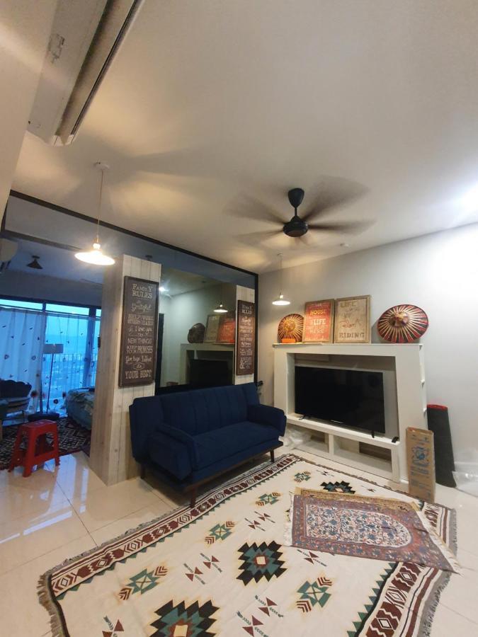Studio Near Klcc And Lrt With Superb View Kuala Lumpur Buitenkant foto